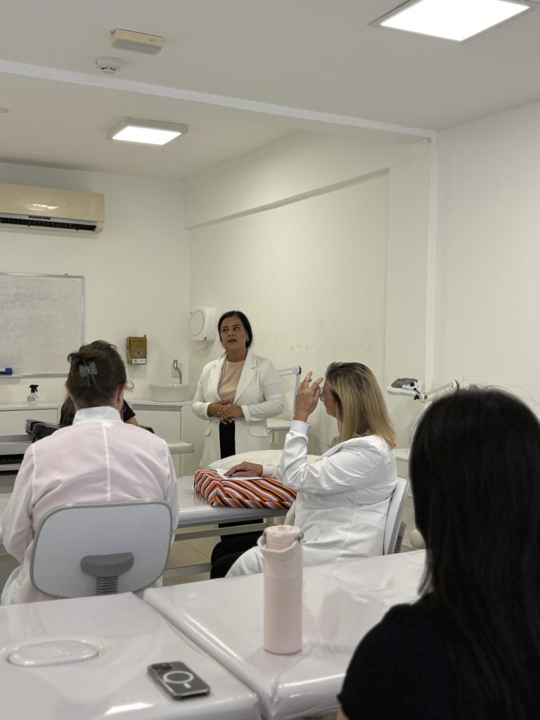 Alice Becker alice microagulhamento 2