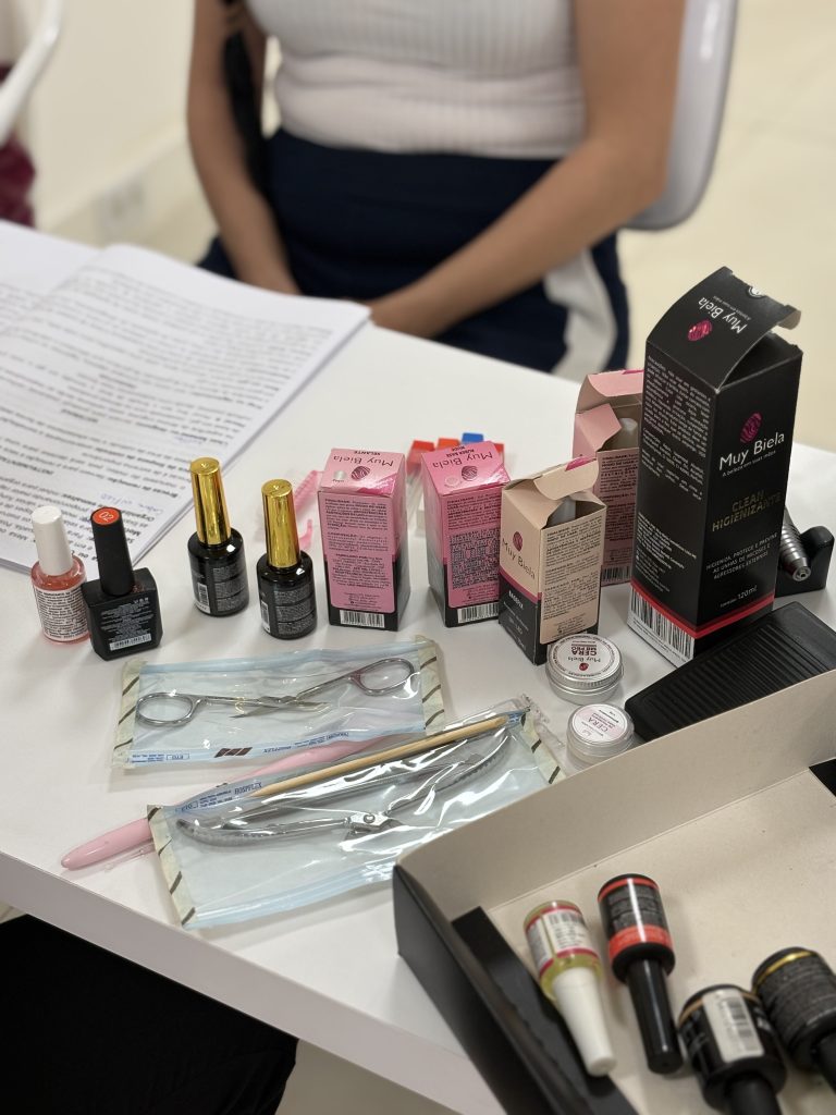 curso esmaltacao em gel 02