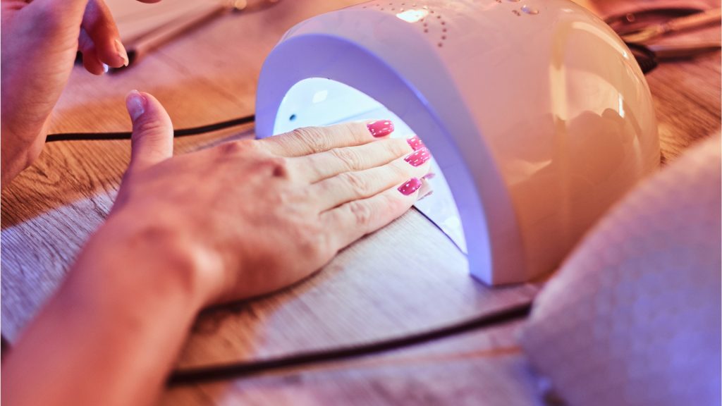 Esmaltação em Gel com Cutilagem Combinada esmaltacao em gel